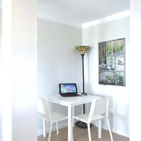 Apartment Malagasuite House Pool