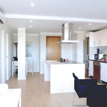 Malagasuite House Pool Apartment